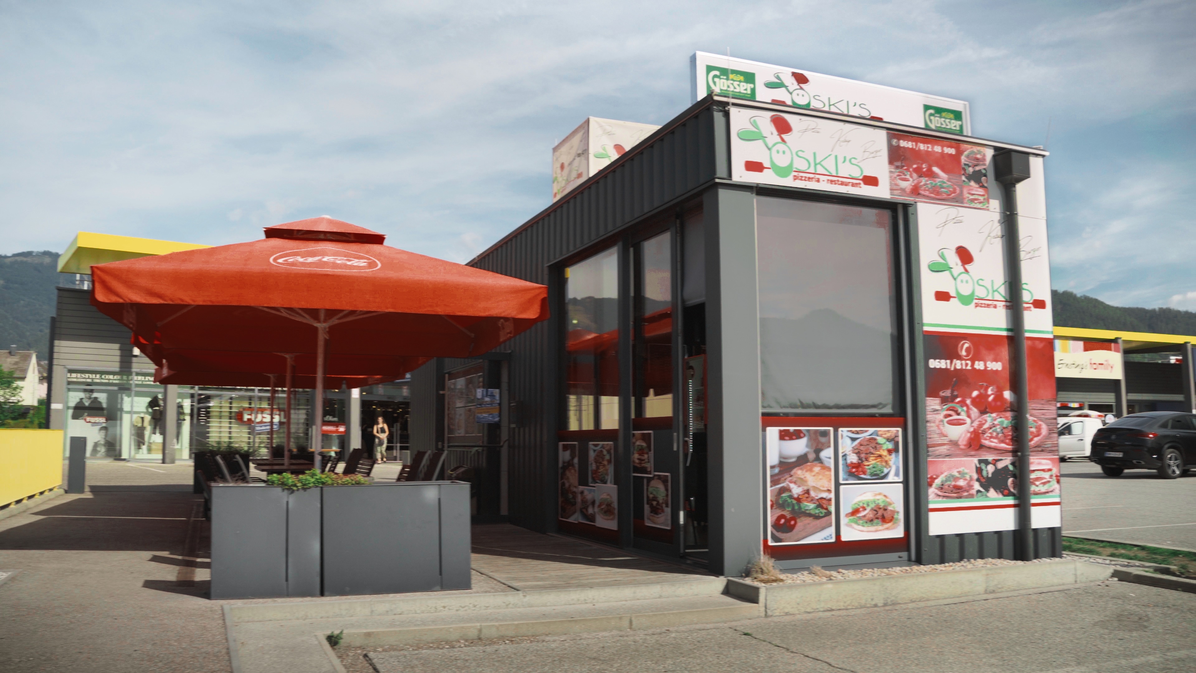 Außenansicht von Oski’s Pizza & Kebab.